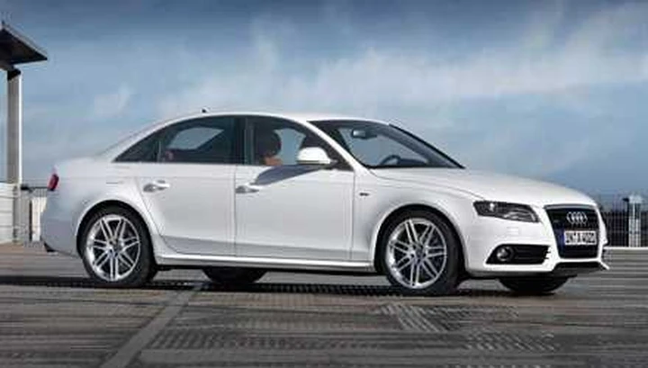 Audi A4: in arrivo le nuove versioni Plus