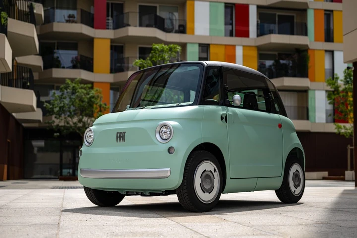 Ecobonus 2025, solo per quadricicli elettrici e ibridi