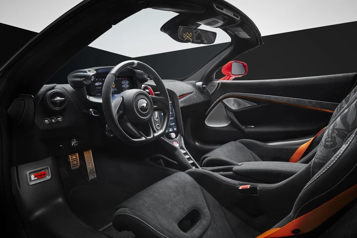 McLaren 750S tema 3 7 59 13
