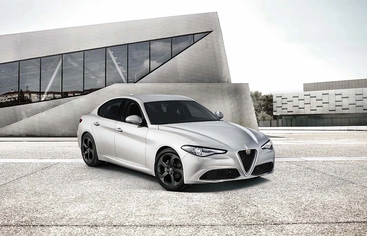 Alfa Romeo Giulia: arriva la versione Tech Edition