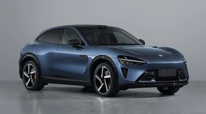 Xiaomi YU7, il nuovo SUV alla spina con 820 km di autonomia lancia la sfida
