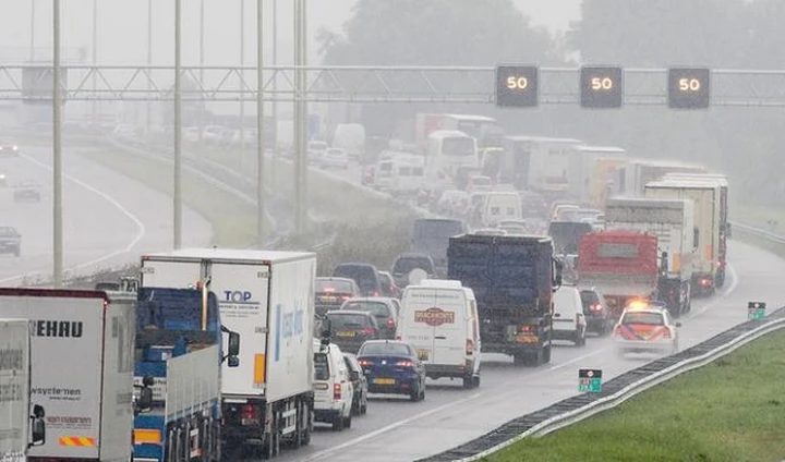 Amsterdam: perché dal 2030 si circolerà soltanto in elettrico