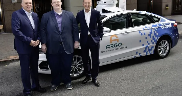 Ford e VW: avanti tutta con guida autonoma, elettrificazione e nuovi servizi