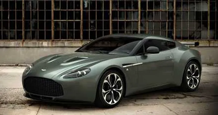 Aston Martin V12 Zagato al Concorso d’eleganza del Kuwait