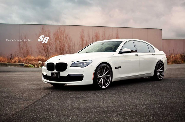 BMW 750Li Project Grand Walker Sports by SR Auto Group