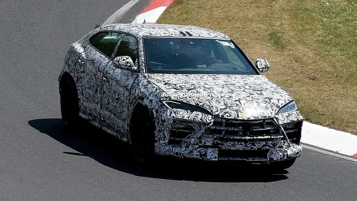 Lamborghini Urus SE Performante 2026: si arriva a 800 CV