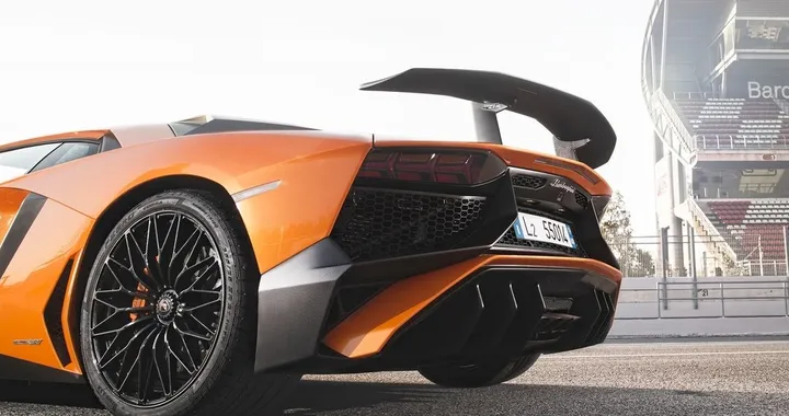 Lamborghini Aventador SV J: prosegue lo sviluppo