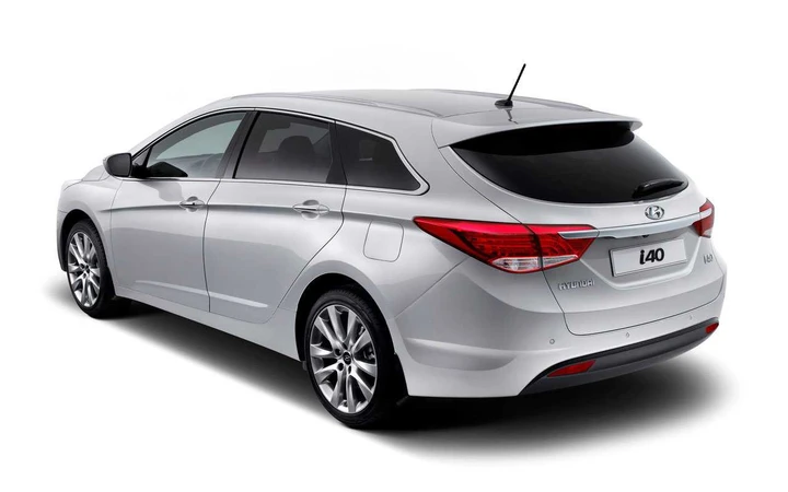 Hyundai i40W: prime immagini ufficiali