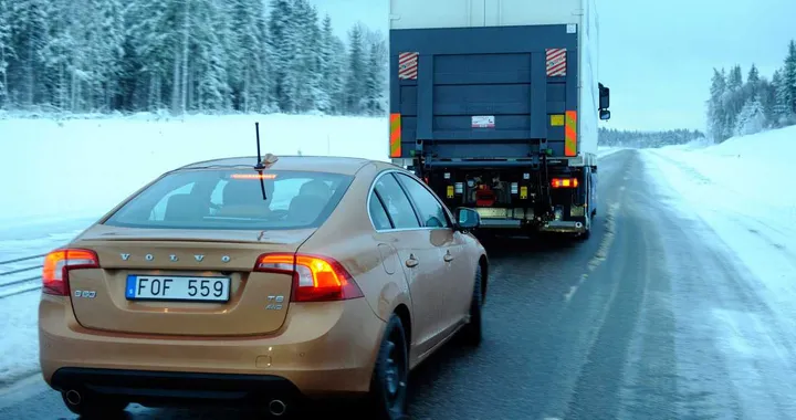 Volvo, partono i test del progetto Sartre