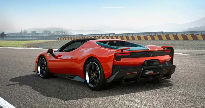 Ferrari 296 Speciale: il nuovo missile su quattro ruote che domina Fiorano