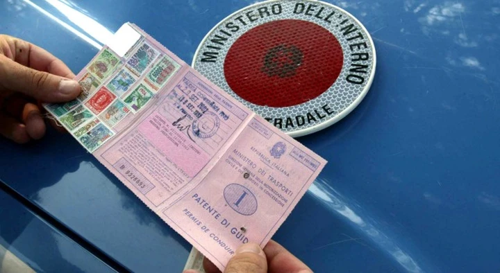 Patente e libretto con stesso intestatario: tutte le informazioni