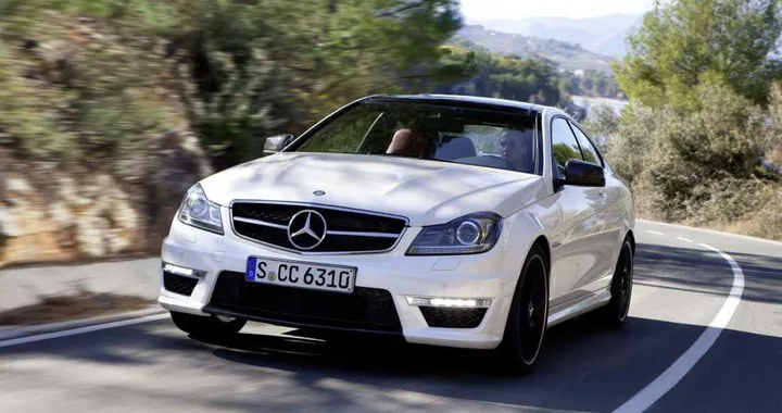 Mercedes Classe C 63 AMG Coupé: arriva a luglio