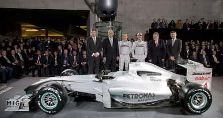 Formula 1: presentata la nuova Mercedes GP