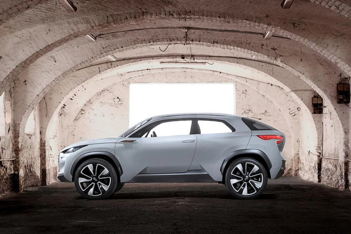Hyundai Intrado: un concept fuel cell per Ginevra