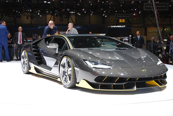 Lamborghini Centenario al Salone di Ginevra 2016