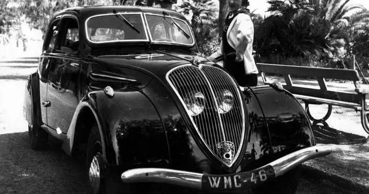 Peugeot 302 compie 90 anni: la berlina che rivoluzionò il design francese