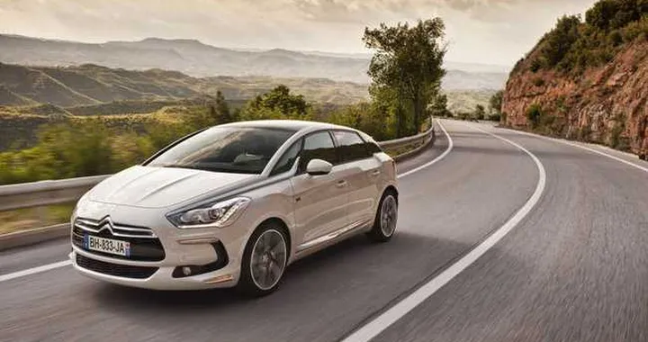 Citroen al Salone di Francoforte: la DS5 debutta in Europa