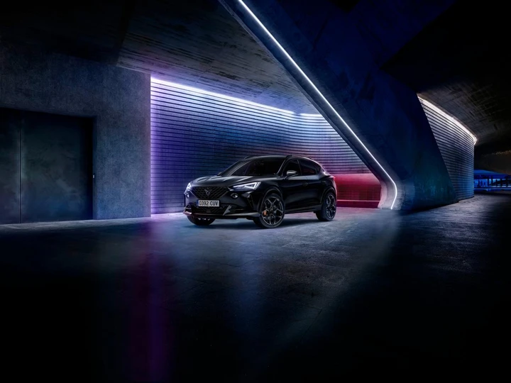 Cupra Formentor VZ5 BAT: l’esclusiva edizione speciale debutta in Italia [FOTO]
