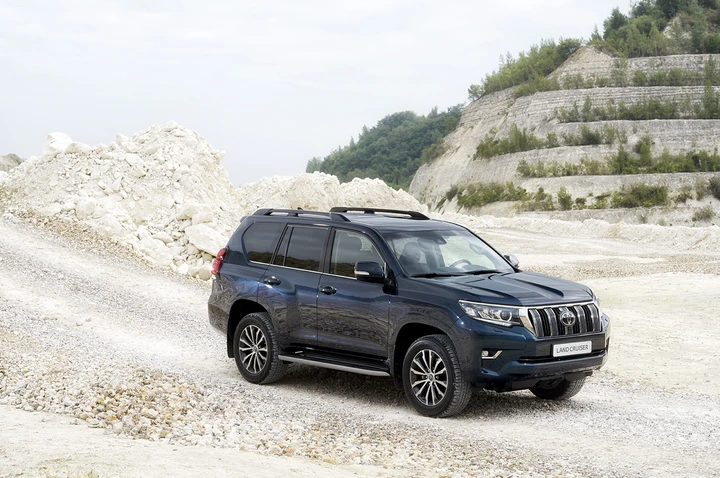 Toyota Land Cruiser MY 2018: immagini ufficiali