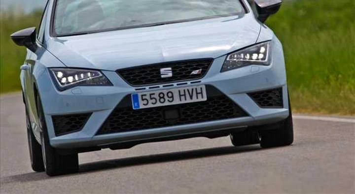 SEAT Leon Cupra: primo contatto