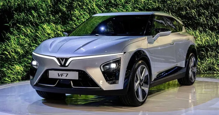 Vinfast, il Vietnam all’assalto dell’elettrico globale: crescita +296% ma i conti non tornano