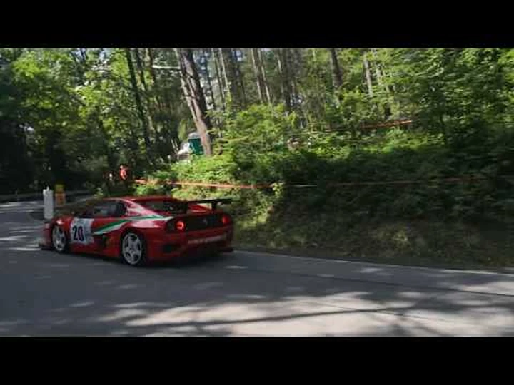 Ferrari F355: incidente in una cronoscalata in Polonia [Video]