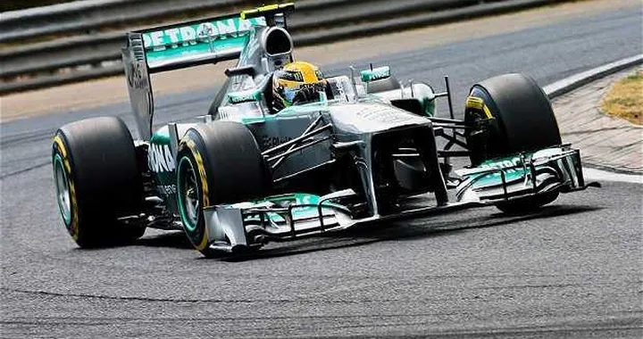 GP Ungheria: vince Hamilton, secondo Raikkonen
