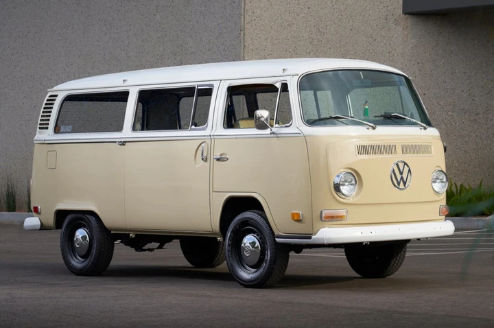 Volkswagen Combi T2 1972 Electrified Concept 2019: immagini ufficiali