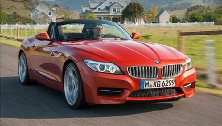 BMW Z4 Model Year 2013: debutta la sDrive 18i