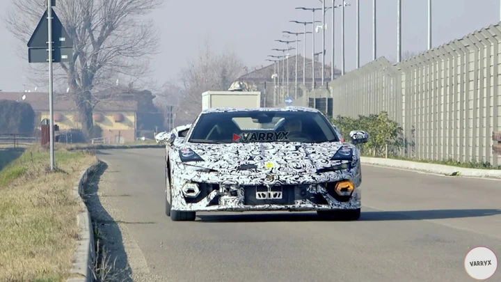 Lamborghini Huracan: l'erede sempre più vicina al debutto [VIDEO SPIA]