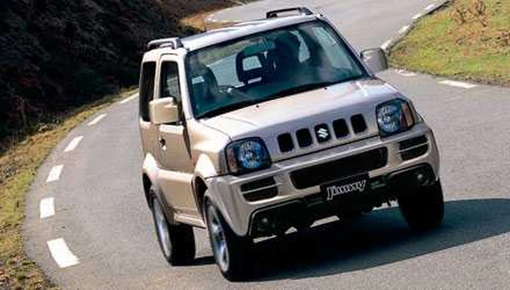 Suzuki: aggiornata la piccola Jimny