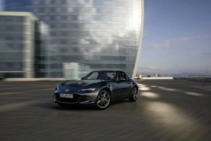 Mazda MX-5 RF: primo contatto