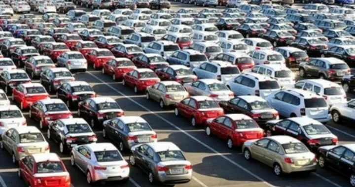 Mercato auto in Italia: a marzo in crescita del 4,96%