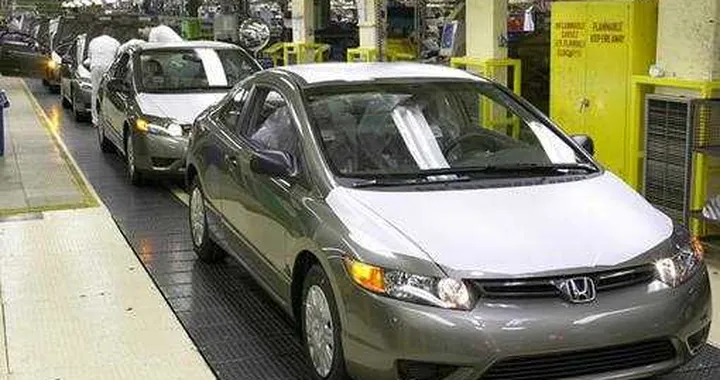 Honda taglierà la produzione in Giappone