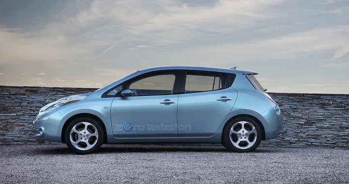 Nissan Leaf, sarà prodotta anche in Inghilterra
