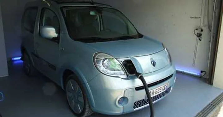 Andalusia: accordo a tre con Renault e Nissan per sviluppare l'auto elettrica