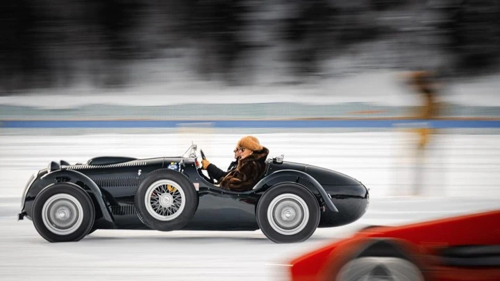 ICE St. Moritz 2026: il lusso corre sul ghiaccio