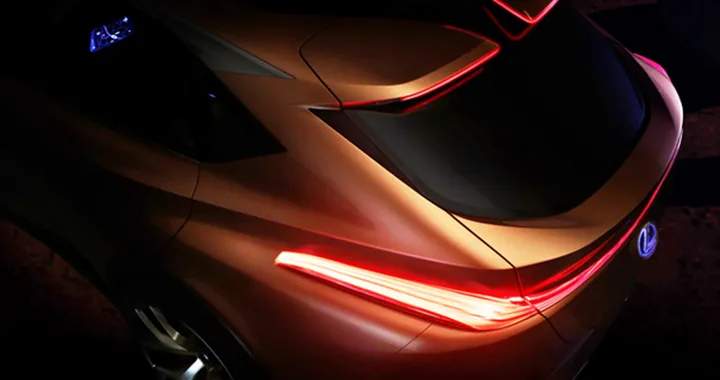 Lexus LF-1 Limitless: primo teaser del crossover per Detroit 2018