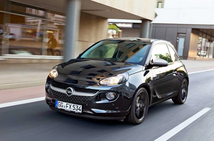 Opel Adam Black Link e White Link: anteprima al Salone di Francoforte