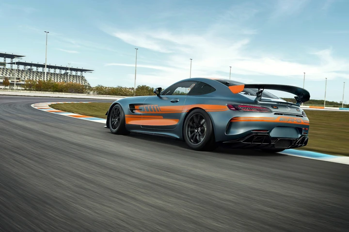 Mercedes-AMG GT4 2020: immagini ufficiali