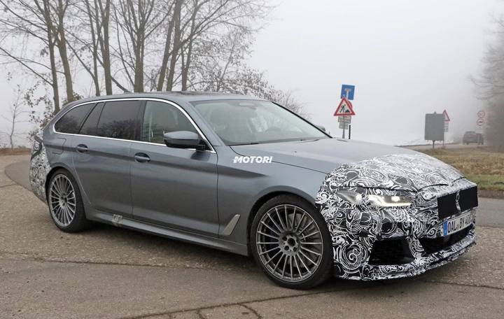 Alpina B5 Touring: le foto spia