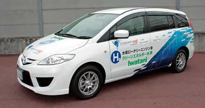 Consegnata la prima Mazda Premacy a idrogeno