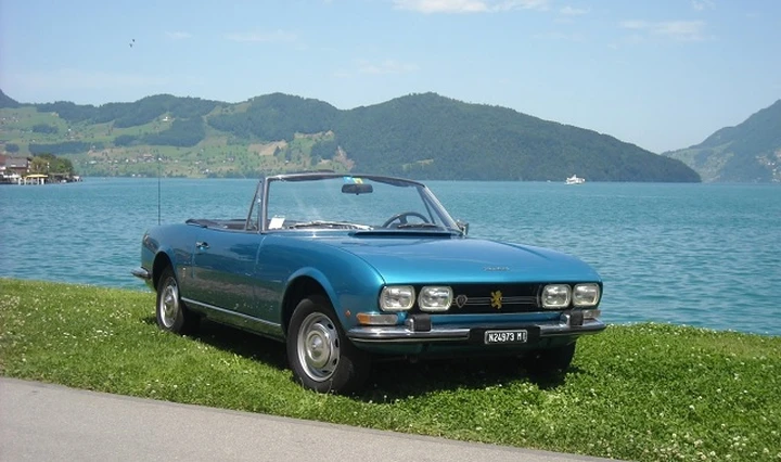 Peugeot 504 Coupé e Cabriolet: 50 anni di stile, eleganza e sportività