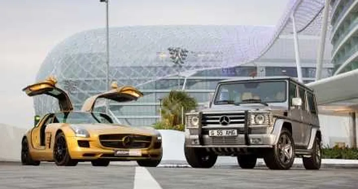 Una SLS dorata e una G speciale per Dubai