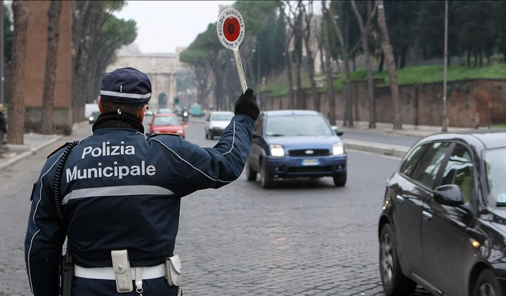 Multe valide anche se l’agente è fuori servizio