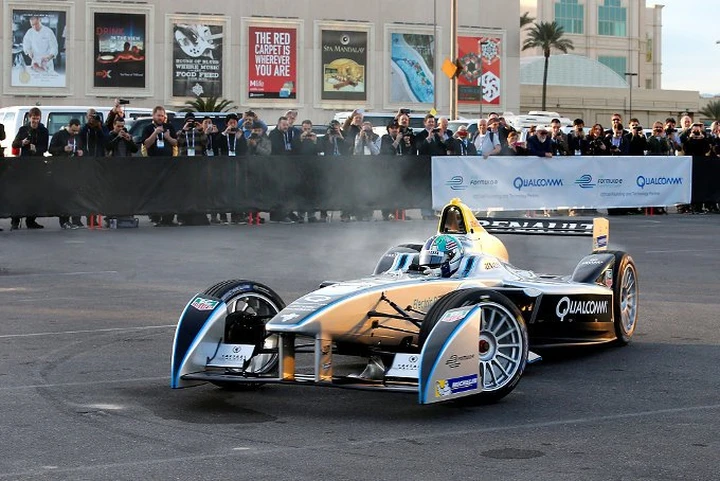 Renault: a Las Vegas debutta la monoposto elettrica