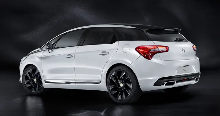 DS 5 Prestige, l’ammiraglia diventa ancora più esclusiva