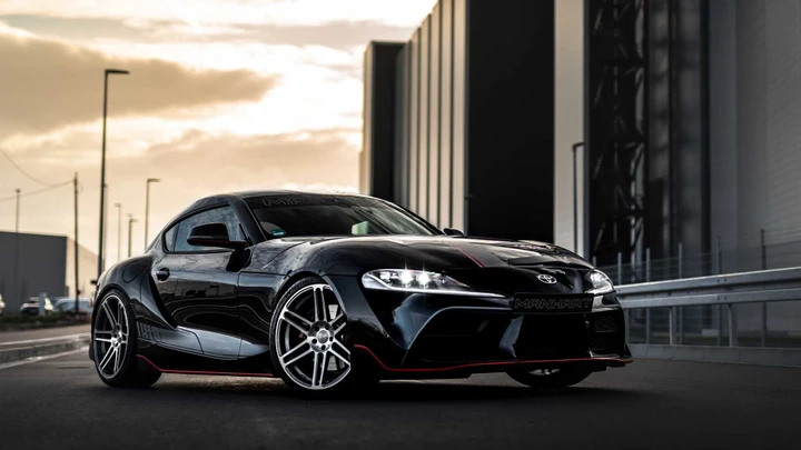 Toyota Supra Manhart GR 450: immagini ufficiali