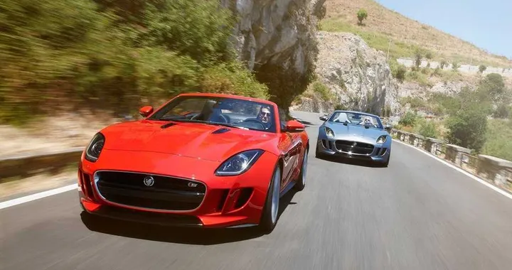 Jaguar F-Type: già 2.000 ordini prima del lancio