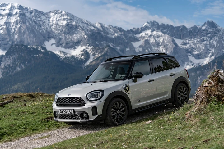 Mini Countryman 2020: immagini ufficiali
